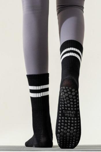 one pair stylish stripe contrast color anti-slip design yoga cotton crew socks