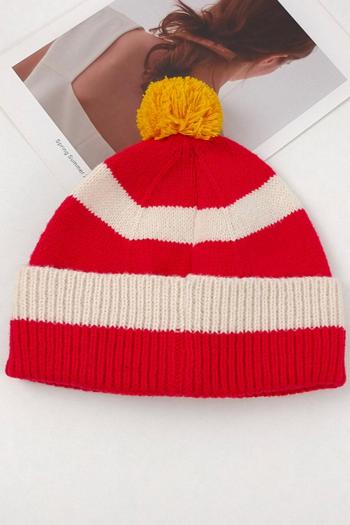 one pc stylish new 5 colors contrast color fur ball knitted beanie 56-58cm