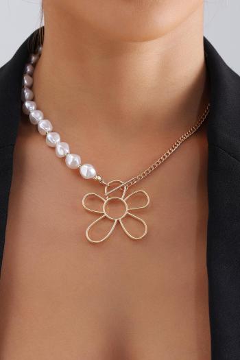 one pc stylish pearls beading hollow flower pendant alloy necklace