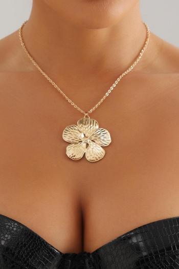 one piece stylish flower pendant simple alloy necklace
