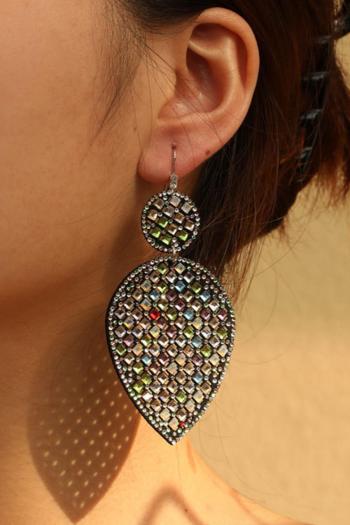 one pair new stylish leaf shape rhinestone decor earrings(length:9.3cm)