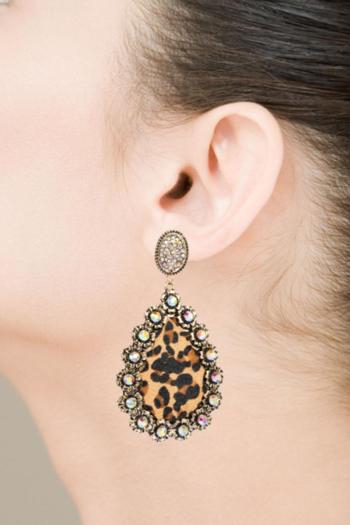 one pair new stylish leopard print rhinestone alloy earrings(length: 8cm)