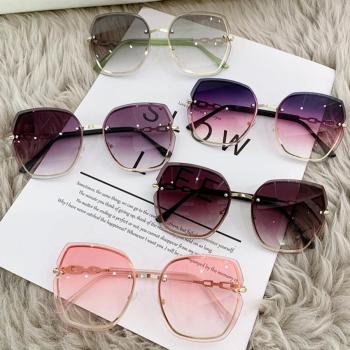 one pc stylish new 5 colors frameless gradient colors sunglasses