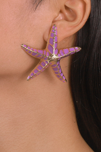 one pair stylish starfish dripping oil earrings(length:6 cm, width:5.7 cm)