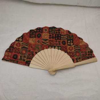 one pc wooden frame graphic print dance folding fan 22*43cm