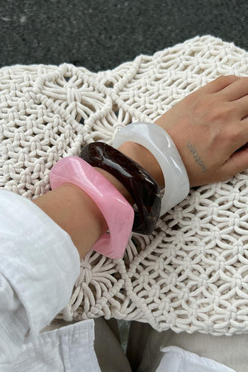 one pc stylish new 3 colors irregular see-through resin bracelet