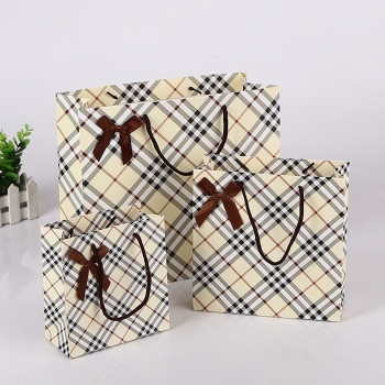 Fifty pcs new art post paperboard bow plaid british style gift wedding festival gift bag (size:45cm×35m×15cm)