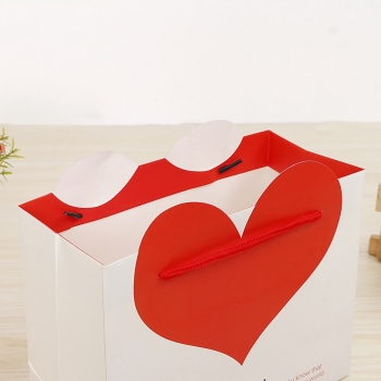 Fifty pcs new art post paperboard fashion heart shape wedding wrapping cosmetics shopping gift bag (size:14cm×15m×7cm)