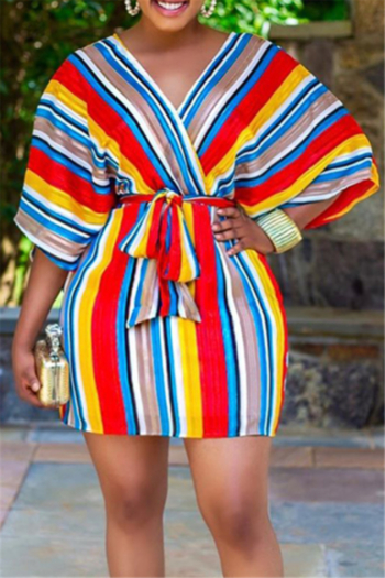 plus size multicolor streak batch printing elbow sleeves stretch dress (with belt)