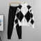 casual plus size slight stretch contrast color knitted diamond sweater pants set_Black