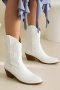 chic retro 4 colors pu leather embroidery chunky heel girlcow boots_Black_White