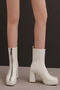 chic pu leather 5 colors zip-up chunky high-heel boots_Black_White